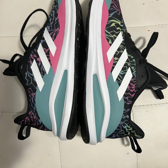 Adidas size 37, multiple colour, fine breathable material and light weight - Picture 2 of 5